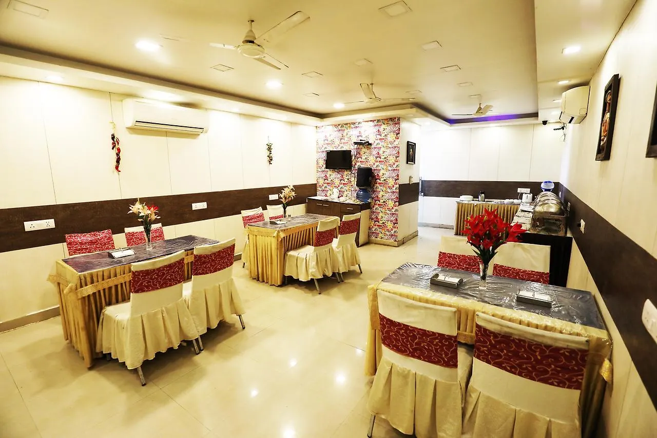 Fabexpress Yug Villa Karol Bagh Delhi  3*, Delhi (National Capital Territory of India)
